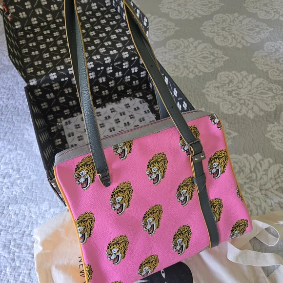 NIB Min & Mon Esther Bubblegum Pink Satchel Bag - Blazing Tiger - Picture 8 of 9